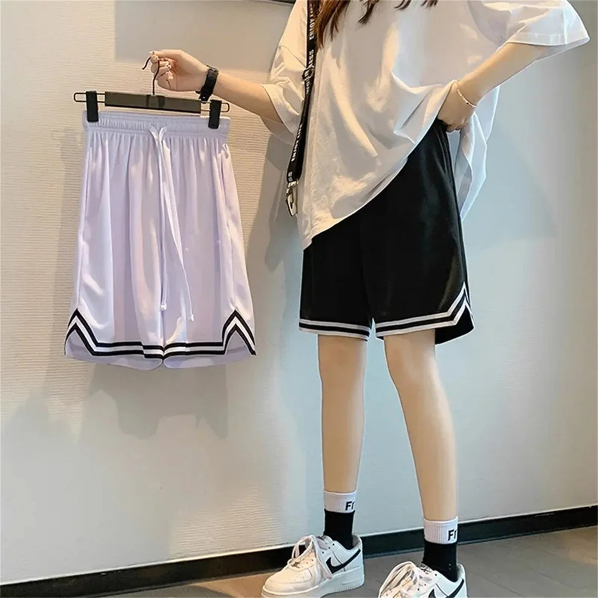 Loose Five-Point Sports Pants Thin Casual Running Shorts for Girls Hong Kong Style High School Students College Entrance Exam