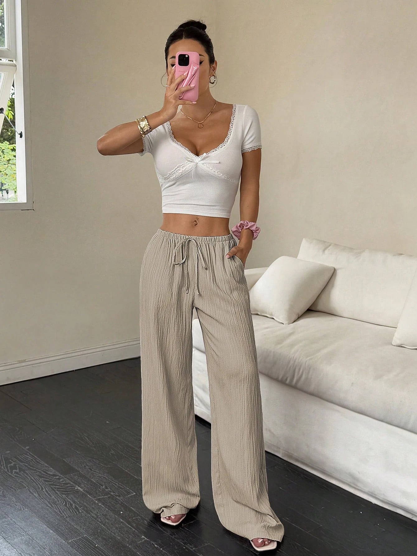 New straight leg floor length pants with European and American temperament