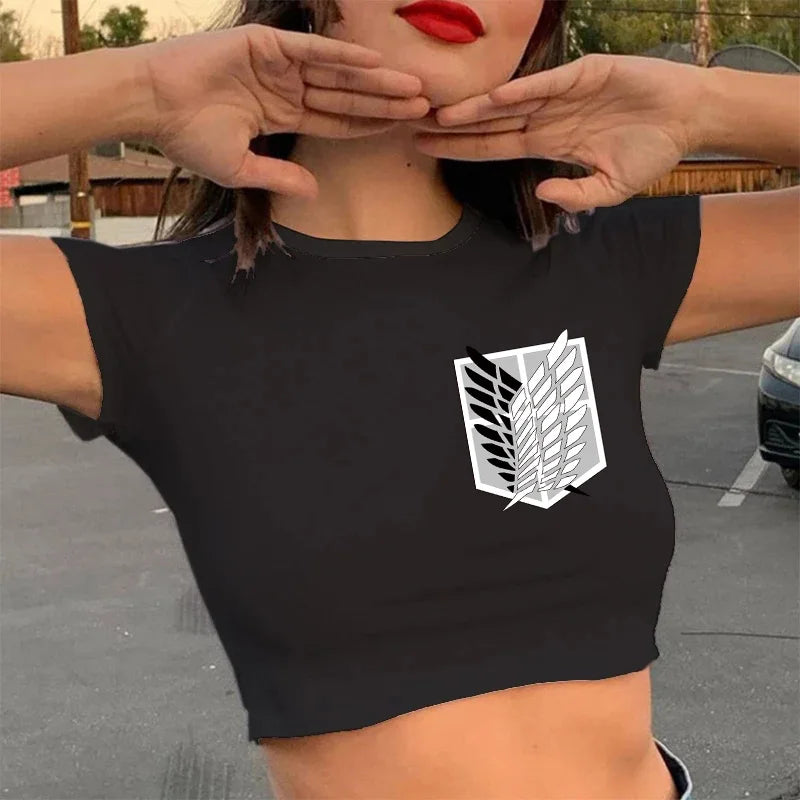 Top corto de Anime japonés Attack on Titan camiseta Shingeki No Kyojin camiseta de Manga Harajukucamiseta informalcamiseta